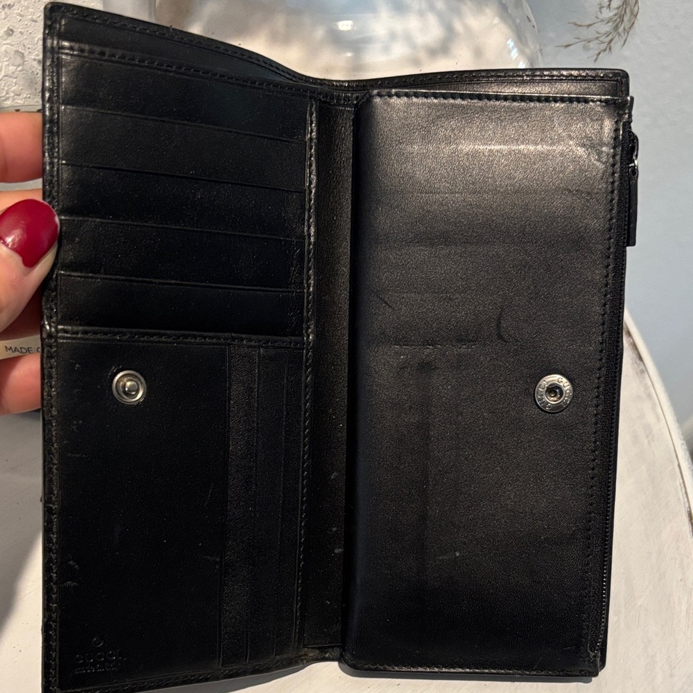Gucci Black Eel Wallet - RARE! - Picture 2 of 7